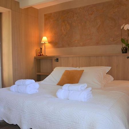 Le Jas Des Parpaillous Appartement LʼIsle-sur-la-Sorgue Buitenkant foto