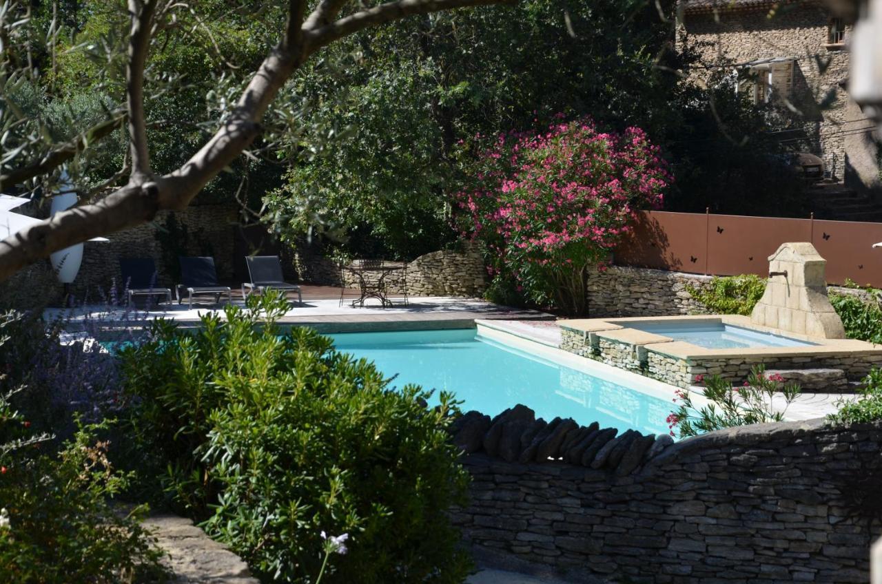 Le Jas Des Parpaillous Appartement LʼIsle-sur-la-Sorgue Buitenkant foto
