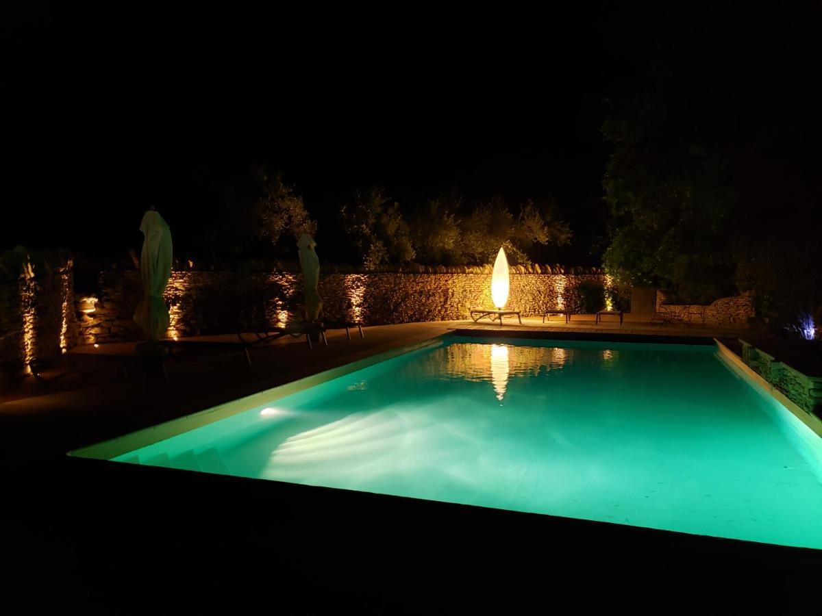 Le Jas Des Parpaillous Appartement LʼIsle-sur-la-Sorgue Buitenkant foto