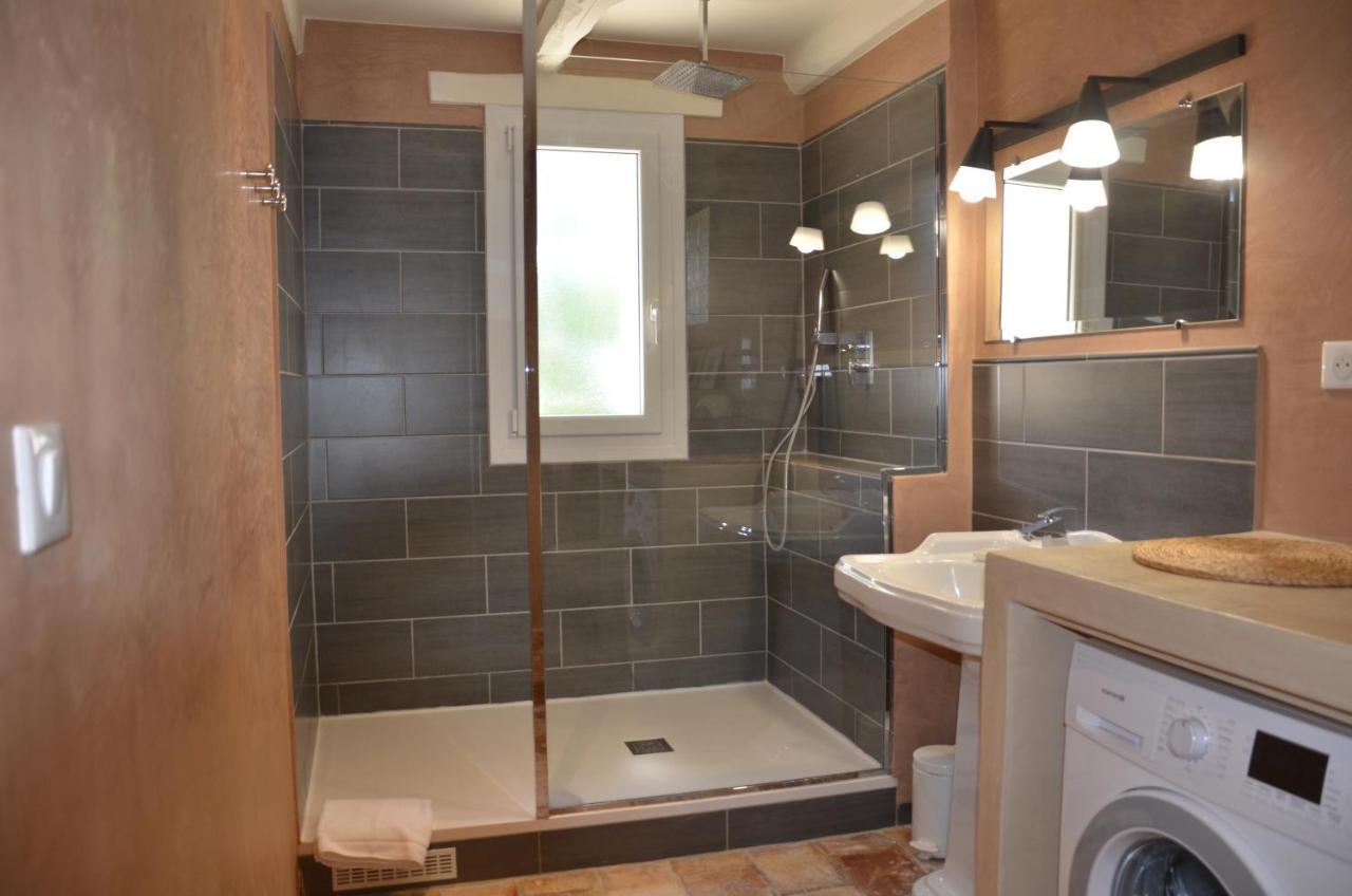 Le Jas Des Parpaillous Appartement LʼIsle-sur-la-Sorgue Buitenkant foto