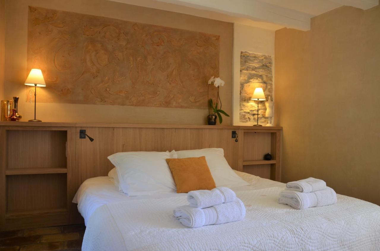 Le Jas Des Parpaillous Appartement LʼIsle-sur-la-Sorgue Buitenkant foto