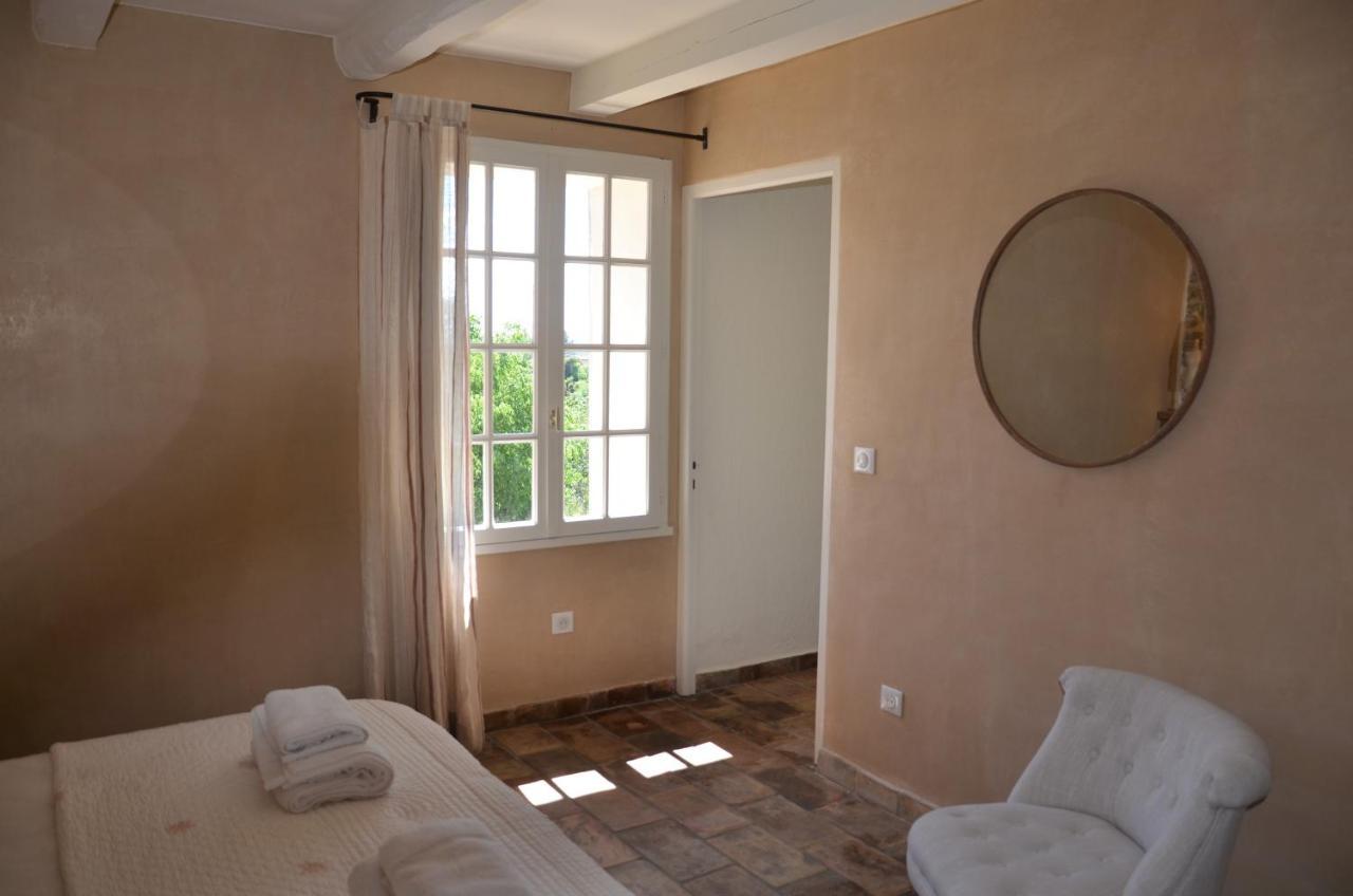 Le Jas Des Parpaillous Appartement LʼIsle-sur-la-Sorgue Buitenkant foto