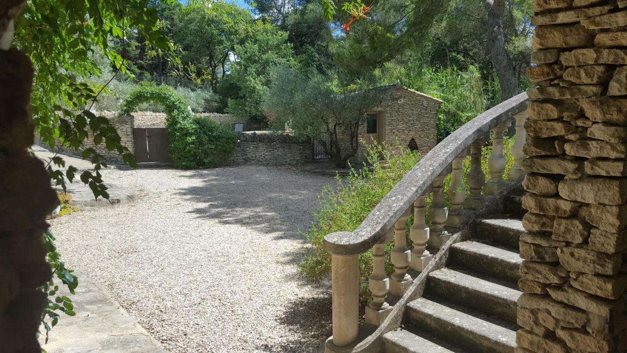 Le Jas Des Parpaillous Appartement LʼIsle-sur-la-Sorgue Buitenkant foto