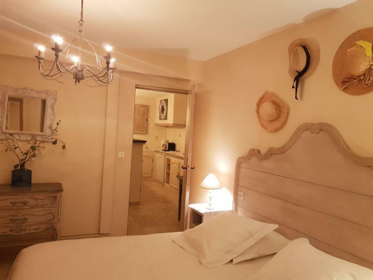 Le Jas Des Parpaillous Appartement LʼIsle-sur-la-Sorgue Buitenkant foto