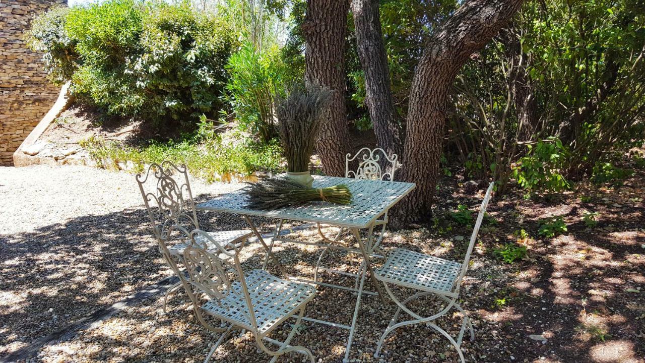 Le Jas Des Parpaillous Appartement LʼIsle-sur-la-Sorgue Buitenkant foto